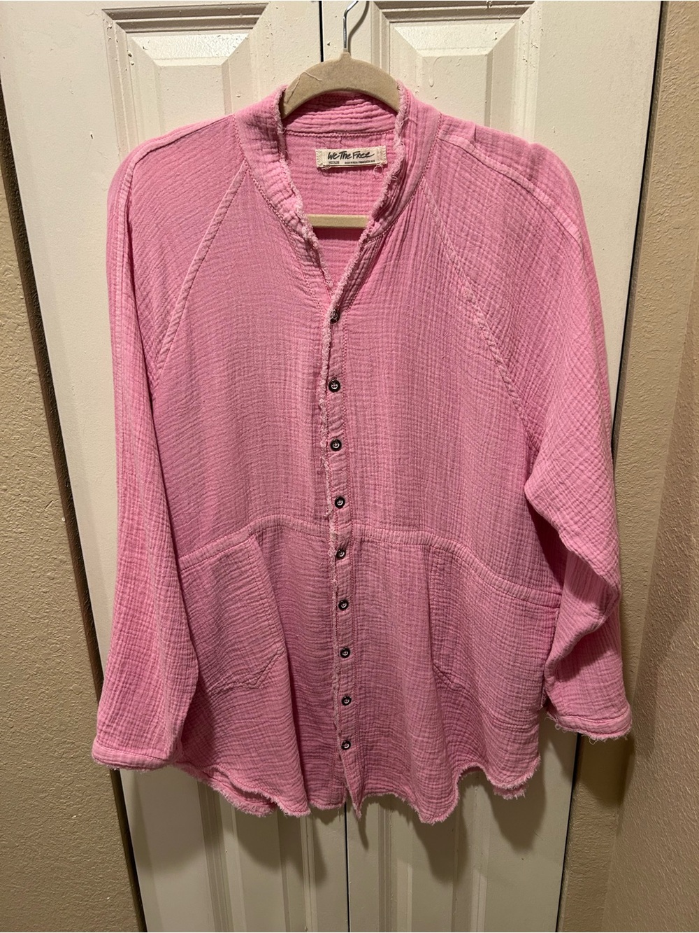 We The Free Daydream Buttondown Pink Gauze Top , M - Picture 8 of 13